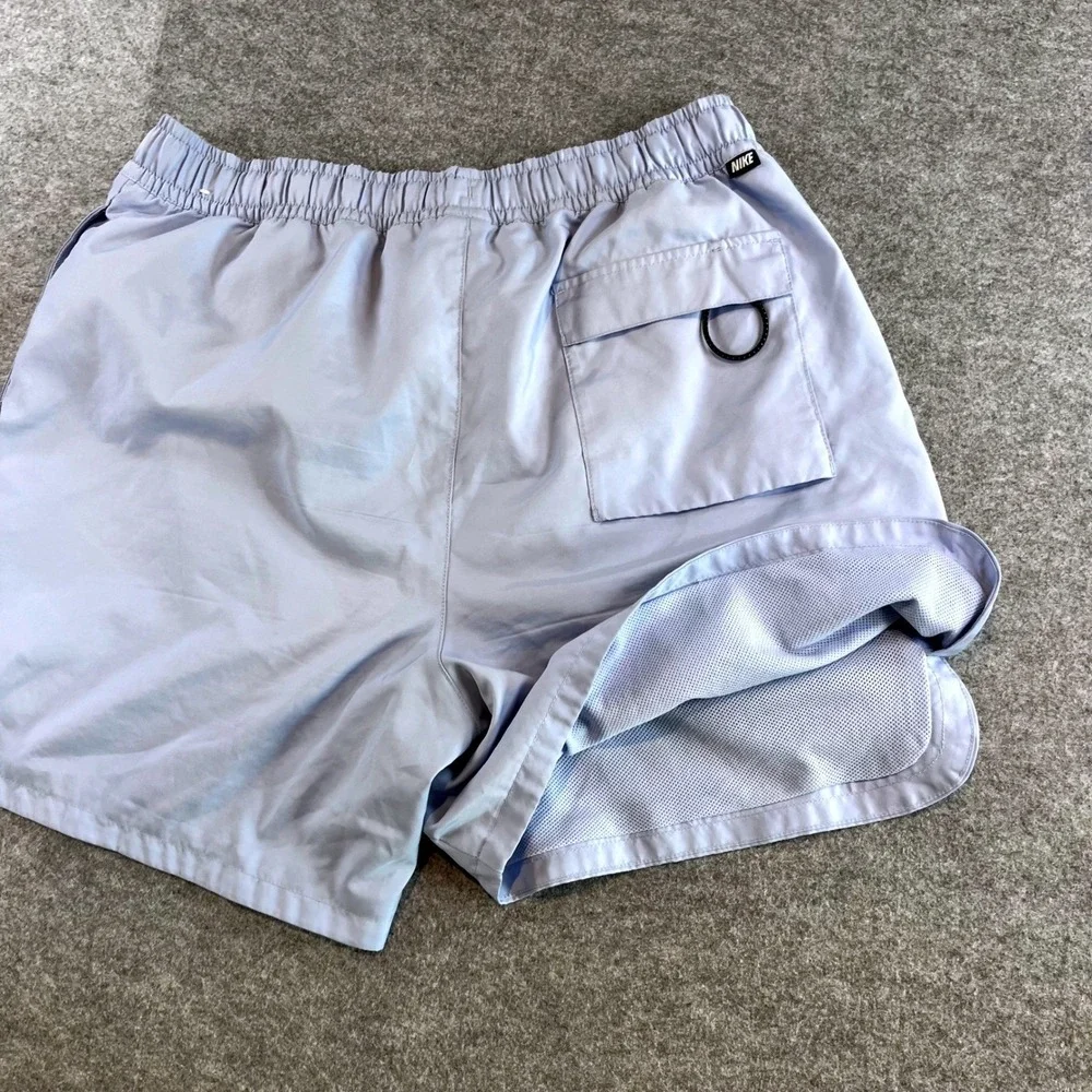 Nike Mens Swim Trunks Light Blue Sport Beach Summer Large 5 Inch Inseam Lined